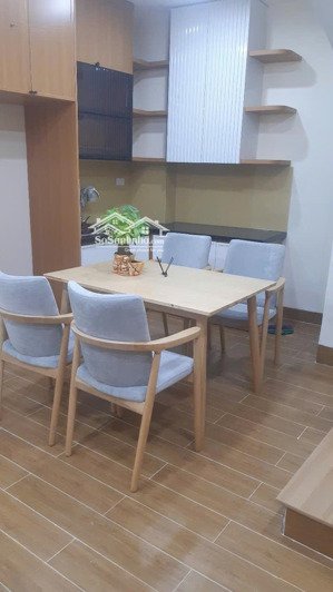 chính chủ bán nhà đẹp ngõ lệnh cư rất gần phố lớn