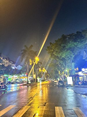 hiếm biệt thự kđt văn quán kinh doanh sầm uất gần hồ 215m2, giá chỉ 45.9 tỷ