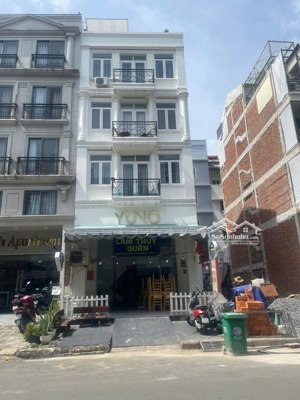 gấp. chủ gửi bán gấp trong tháng nhà phố hưng gia mặt tiền đường lớn, giá 32 tỷ rẻ nhất thị trường