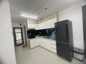 cho thuê căn hộ cao cấp hưng phúc premier giá 20tr/tháng.xem nhà lh: thanh thuý