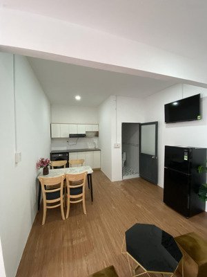 căn hộ full nội thất 2 phòng ngủ, 1 phòng khách bếp