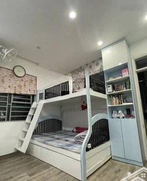 bán căn hộ đường hoàng đạo thúy 119m2 giá chào 8.5 tỷ 