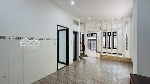 nhà 2tầng mới đẹp lô góc kiệt ô tô thông tứ hướng cách biển mỹ khê vài bước chân giá thương