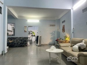 cho thuê nhà nguyên căn quận 2. 1 trệt 2 lầu 4pn+4wc giá 11tr/ tháng