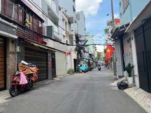 siêu ngon -hẻm 220 lê văn sỹ. phường 14. quận 3 - ctxd : 6 tầng (4 x 15m) -giá 13,5 tỷ thương lượng