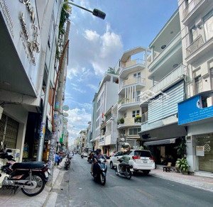 cho thuê nhà 2mt bàn cờ quận 3 - 4 x 20m trệt 3 lầu sân thượng. 50 triệu/th