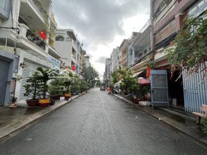 trung tâm tô hiến thành q10, xe fortuner ngủ trong nhà, nhà 5 tầng cn 86.6m2 giá tốt chỉ 14 tỷ