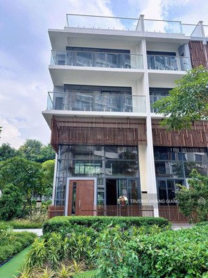 căn góc 440m2 nhà phố khu celadon city, 1 hầm 1 trệt 1 lửng 3 lầu. giá f0 cđt