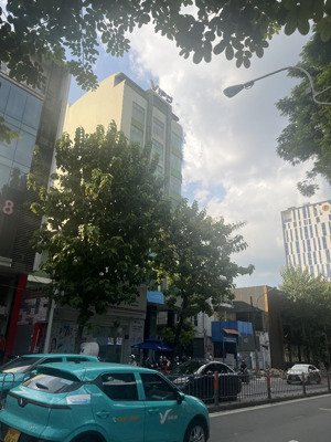 tòa nhà siêu vip! mặt tiền nguyễn thị minh khai q1. kết cấu hầm 7 tầng ngang 6m giá chỉ 65 tỷ