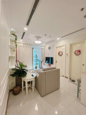 cho thuê căn hộ 1pn landmark decor đẹp, full nội thất cao cấp, tầng đẹp dễ ở, view thoáng mát