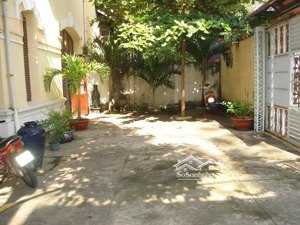 bán khuôn mt pasteur p6 q3- diện tích 300m2- sẵn hđt 182,21 tr/th- tiện xây hầm 7 tầng - 95 tỷ tl