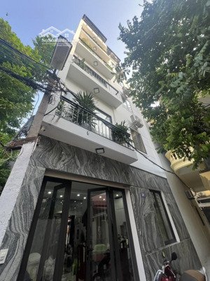 nhà trung tâm long biên - bồ đề - 6 tầng thang máy - full nội thất - ngõ ba gác - cách mặt phố 40m