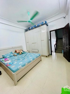 bán nhà phố vĩnh phúc, ngõ thông tứ tung xe ba gác tránh nhà dân xây bê tông 35m2*4t tặng nội thất