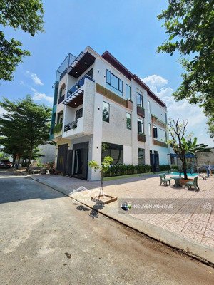 gấp! nhà đẹp - bên hông là công viên cực thoáng. kdc lộc phát giá chỉ 6.2 tỉ cho căn lô góc