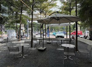 cho thuê nhà góc 2mt đường thảo điền và võ nguyên giáp q2. ( dt :15x40m 3tầng, giá: 280tr)