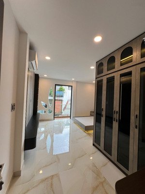 săn nhà đẹp võ văn tần, p.5, q.3. dt 3.5 x 10m.kc 4 tầng. giá 9 tỷ 3 tl!!