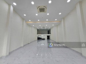 bán nhà mặt tiền cách mạng tháng 8, p11 quận 3, đối diện chợ hòa hưng, dt 6.5x25m, hđt 200tr/th