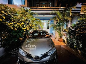 bán nhà phố nghĩa đô, cầu giấy, sân riêng, vỉa hè, ô tô, phân lô, 72m2, giá 29.9 tỷ