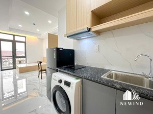 studio ban công máy giặt riêng ngay trung tâm quận 7 sát bên lotte