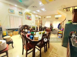 bán nhà 38m2 x 5 t x4.6m mặt tiền.võ chí công, cầu giấy, nhà đẹp, gần phố, ngõ thông, thoáng,giá ok