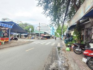 hot hot !!! cc gửi bán căn nhà mặt tiền đường liên phường giá chỉ 15 tỷ đang cho thuê 25tr/tháng