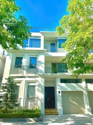 cho thuê biệt thự the manor central park nguyễn xiển, dt 160m2, 4 tầng, thang máy, giá chỉ 45tr