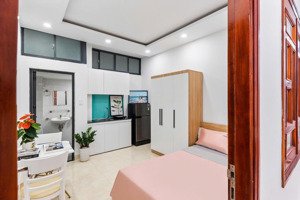 studio có thang máy, full tiện ích, nguyễn hữu cảnh - gần cầu thủ thiêm