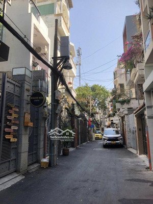 bán nhà diện tích 4,5x20m nở hậu 7,5m, 3 tầng ,chỉ 15,5 tỷ . nhà hxh đường trần quang diệu, quận 3