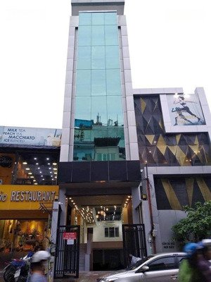 giá rẻ hơn thị trường 30%. tòa nhà ngay đường nguyễn đình chiểu, p.1, quận 3. nhà 7 tầng. giá 25 tỷ