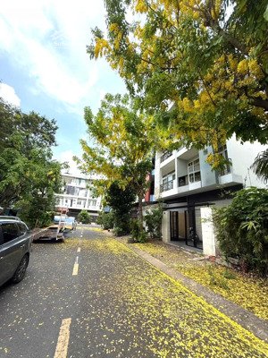 liền kề đại học rmit - bán nhà đẹp khu him lam 6a vị trí đắc địa, nhà thiết kế cao cấp