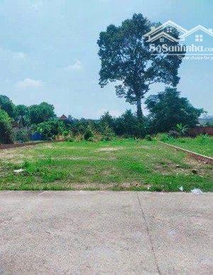 cần ra gấp lô đất 150m2/1tỷ730 thuận an,bình dương,shr,cách kcn vsip 500m2. lh ngân