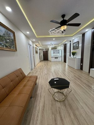 em cần bán căn hộ 3pn tòa ip1, để lại full nội thất cực xịn.