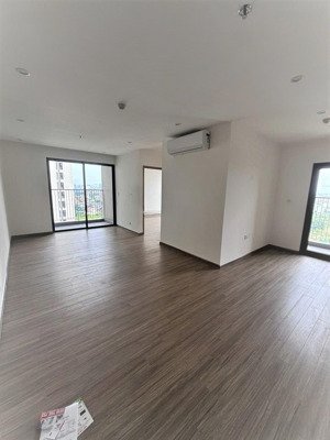 chính chủ cho thuê căn 2n + 68m2 tòa canopy, vào ở luôn, tầng trung, giá 11tr/tháng lh 