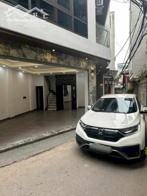 Gấp, Nhà Ngõ 67 Nguyễn Văn Cừ, Ngọc Lâm, Long Biên, 50m2, Gara Ô Tô, Thang Máy, Full đồ