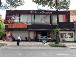 cho thuê nhà mặt phố phạm văn đồng, diện tích 380m2, 10m mặt tiền, nhân diện thương hiệu siêu đỉnh