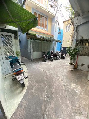 nhà 4 tầng ngang 7m trung tâm q3 - 6pn cách mặt tiền chỉ 30m giá 16 tỷ tl