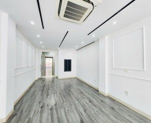 chính chủ bán nhà mặt phố khâm thiên 62m2 xây mới, rất gần ngã 7 ô chợ dừa - xã đàn giá chỉ 3x tỷ