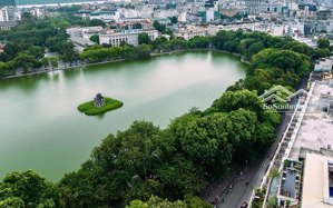 bán toà nhà 16 tầng mặt phố hoàn kiếm. dòng tiền 2 tỷ/ tháng