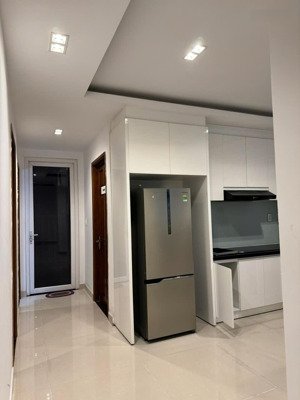 cho thuê căn hộ sky center, 3pn, 3wc, 129m2, full nội thất , giá 25 triệu / tháng , 