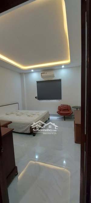 18triệu/tháng hẻm 861 txs 4x16m 2 lầu 3pn 2wc full nội thất sân thượng