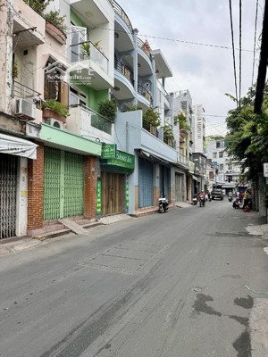 lý thường kiệt hẻm ô tô - 3 tầng (4pn) - dt: 4 x 16 (64m2) - sổ vuông vứt - chỉ 10 tỷ