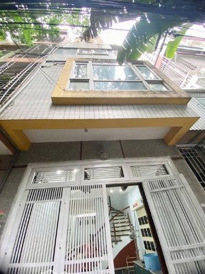 bán nhà nguỵ như kon tum 50m2 - 4 tầng - mặt tiền 4.2m- giá nhỉnh 17 tỷ