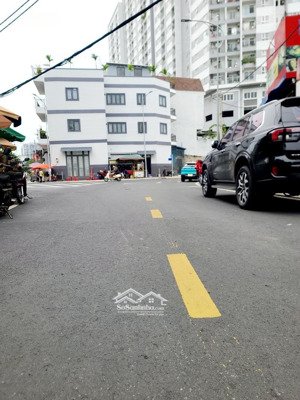 bán nhà trọ 7 phòng cho thuê 14 triệu tháng, hẻm 8m, kinh dương vương, bình tân, 4x23m, nhỉnh 6 tỷ