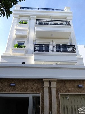 bán biệt thự phố lam sơn, vị trí đắc địa hẻm xe tải nở hậu phú quý 8.65x13 nở hậu 9.1m