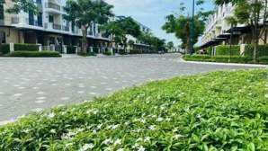 bán biệt thự verosa park, 13,5 tỷ, 76,2m2, đẹp, nhiều tiện ích, q.9, hcm