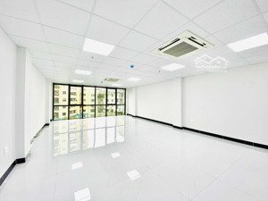 cho thuê tòa nhà phố khuất duy tiến nhà mới, vị trí đắc địa - 120m2 7 tầng - thang máy - 60tr/th