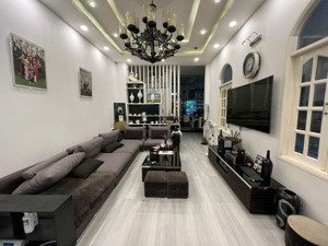 bán nhà địa chỉ 86/2 phổ quang p2 tân bình . giá 19,7 ty