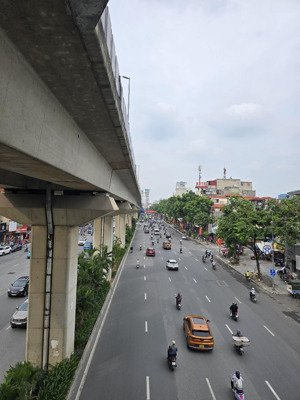 mặt phố vip ngụy như kon tum 9 tầng, kd sầm uất, 68 tỷ ( thương lượng )