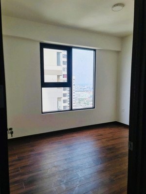 cho thuê căn góc 80m tại akari võ văn kiệt. chỉ 9.5tr .bao phí quản lý