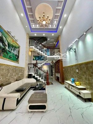 nhà full nội thất mới 4*23m 3lầu st 5pn 6wc hxh phạm văn chiêu